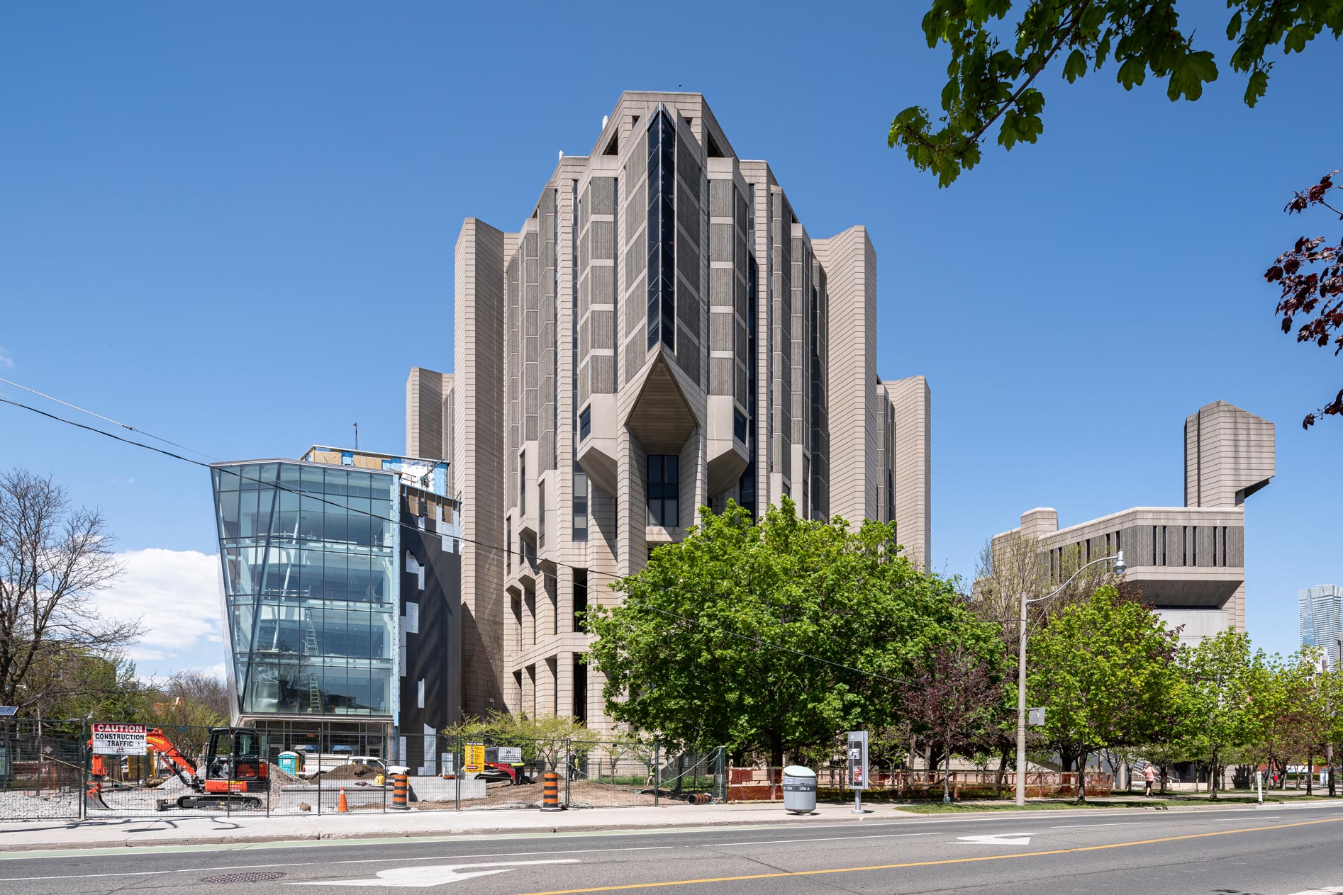 John P. Robarts Library, University of Toronto