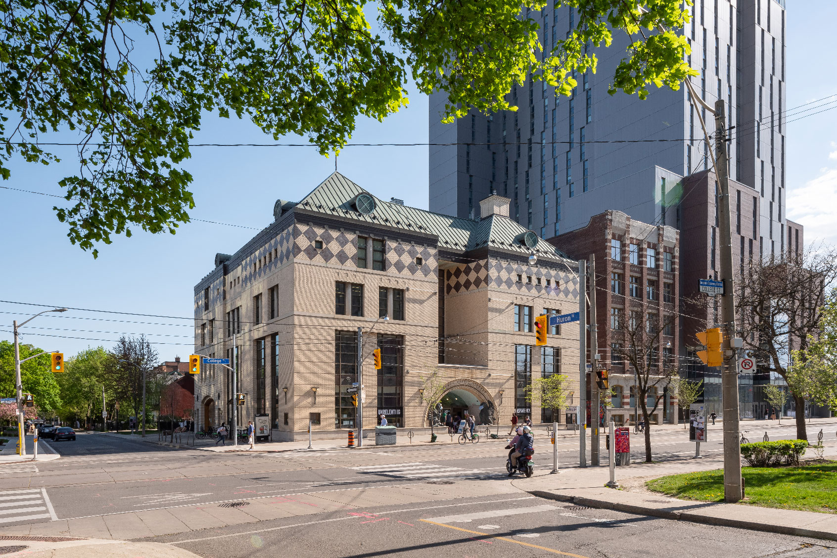 Lillian H. Smith Branch, Toronto Public Library